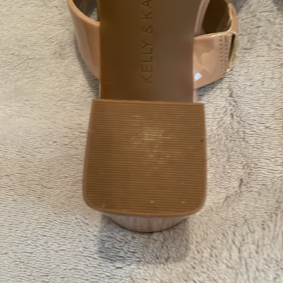 Kelly & Katie Melicity Sandal - Picture 9 of 10